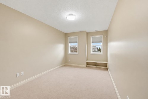 976 Hollingsworth Bend, Edmonton, AB - Indoor Photo Showing Other Room