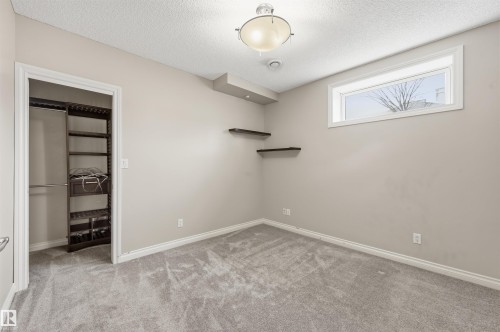 976 Hollingsworth Bend, Edmonton, AB - Indoor Photo Showing Other Room
