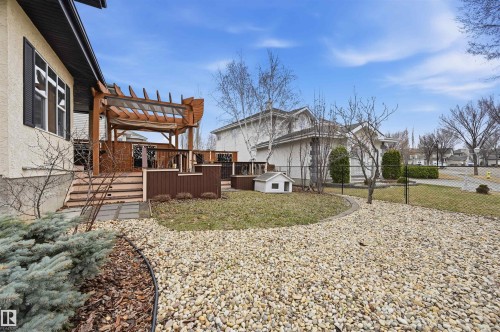 976 Hollingsworth Bend, Edmonton, AB - Outdoor