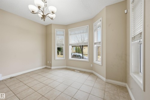 976 Hollingsworth Bend, Edmonton, AB - Indoor Photo Showing Other Room