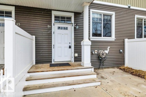 24 4050 Savaryn Drive, Edmonton, AB 