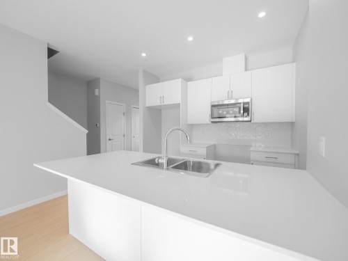 7230 Rosenthal Drive, Edmonton, AB - Indoor Photo Showing Kitchen With Double Sink