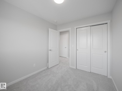 7230 Rosenthal Drive, Edmonton, AB - Indoor Photo Showing Other Room