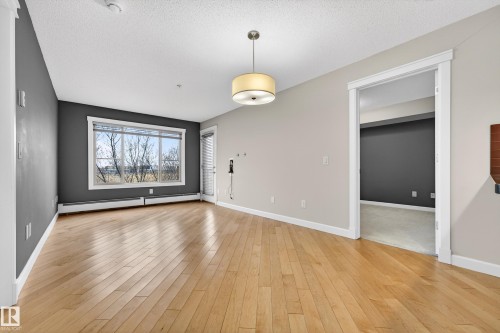 310 3719 Whitelaw Lane, Edmonton, AB - Indoor