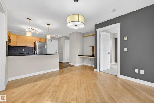 310 3719 Whitelaw Lane, Edmonton, AB - Indoor Photo Showing Kitchen