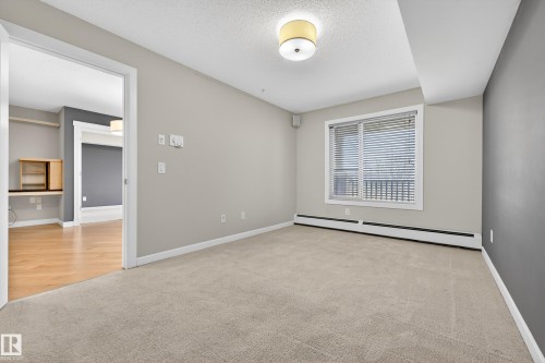 310 3719 Whitelaw Lane, Edmonton, AB - Indoor Photo Showing Other Room