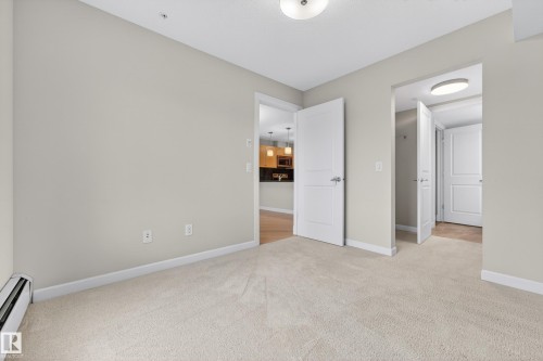 310 3719 Whitelaw Lane, Edmonton, AB - Indoor Photo Showing Other Room
