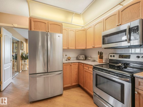 304 6623 172 Street, Edmonton, AB - Indoor Photo Showing Kitchen With Stainless Steel Kitchen