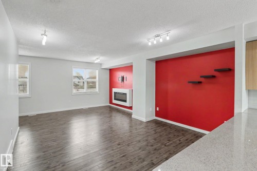 43 2803 James Mowatt Trail, Edmonton, AB - Indoor With Fireplace