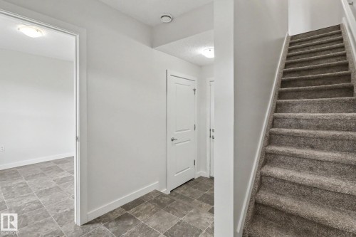 43 2803 James Mowatt Trail, Edmonton, AB - Indoor Photo Showing Other Room