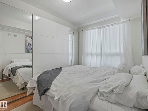 1005 9939 109 Street, Edmonton, AB - Indoor Photo Showing Bedroom