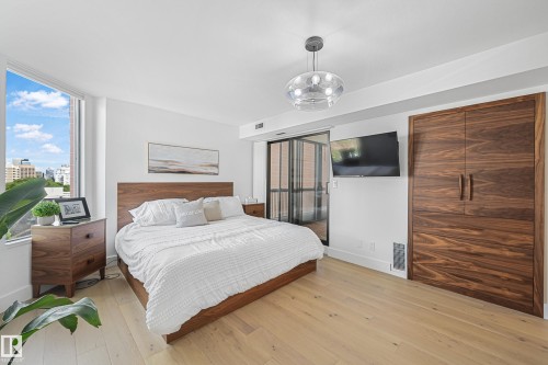 701 11503 100 Avenue, Edmonton, AB - Indoor Photo Showing Bedroom