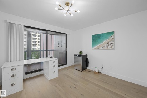 701 11503 100 Avenue, Edmonton, AB - Indoor