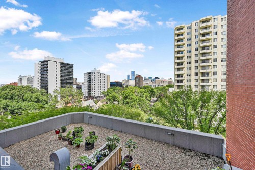 701 11503 100 Avenue, Edmonton, AB - Outdoor