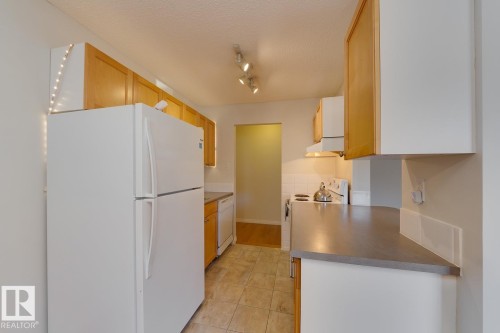 102 11217 103 Avenue, Edmonton, AB - Indoor