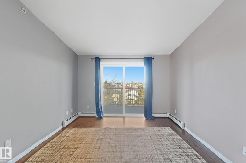 421-3425 19 Street, Edmonton, AB - Indoor Photo Showing Other Room