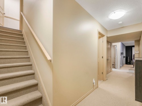 8723 207 Street Nw, Edmonton, AB - Indoor Photo Showing Other Room