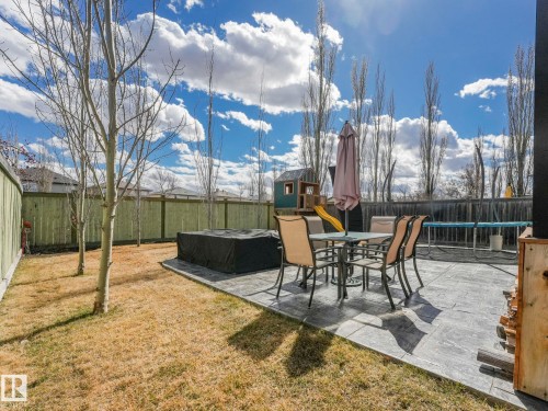 8723 207 Street Nw, Edmonton, AB - Outdoor