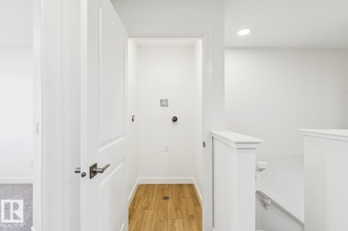 1605 210A Street, Edmonton, AB - Indoor Photo Showing Other Room