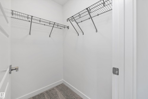 1605 210A Street Nw, Edmonton, AB 