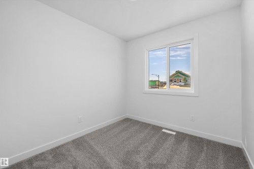 1605 210A Street Nw, Edmonton, AB 