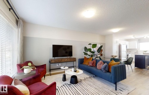 1609 210A Street, Edmonton, AB - Indoor Photo Showing Living Room