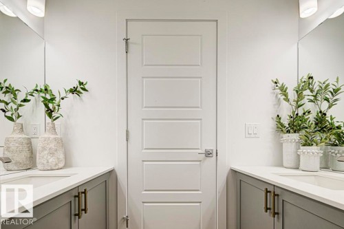 20739 40 Avenue, Edmonton, AB - Indoor