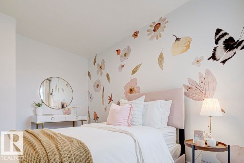 20739 40 Avenue, Edmonton, AB - Indoor Photo Showing Bedroom