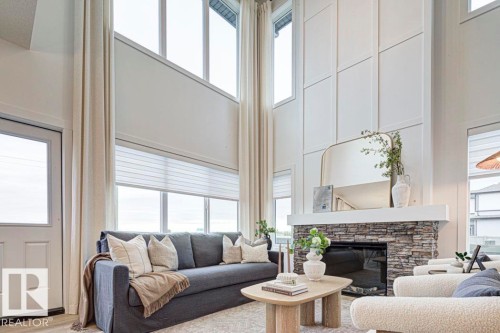20739 40 Avenue, Edmonton, AB - Indoor Photo Showing Living Room With Fireplace