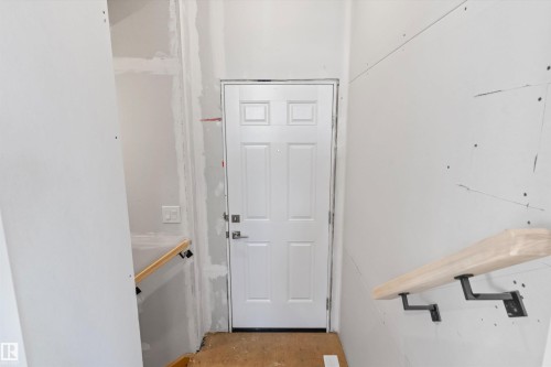 20803 40 Avenue Nw, Edmonton, AB - Indoor Photo Showing Other Room