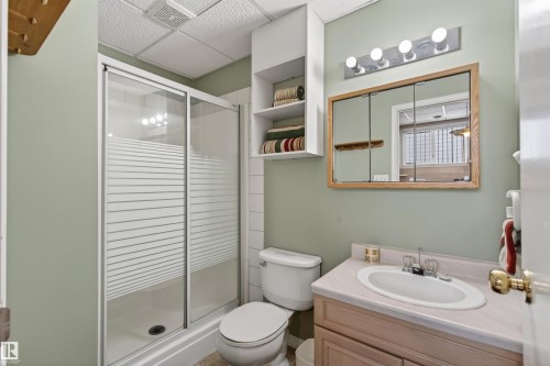 6111 53 Avenue, Cold Lake, AB - Indoor Photo Showing Bathroom