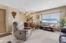 6111 53 Avenue, Cold Lake, AB  - Indoor Photo Showing Living Room 