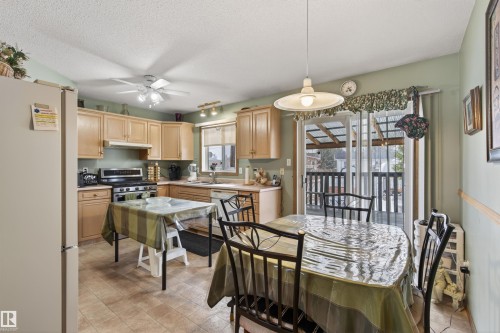 6111 53 Avenue, Cold Lake, AB - Indoor Photo Showing Dining Room