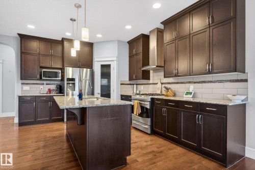 11732 18 Avenue, Edmonton, AB - Indoor Photo Showing Kitchen With Upgraded Kitchen