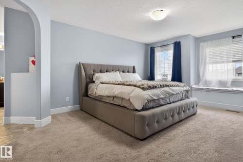 11732 18 Avenue, Edmonton, AB - Indoor Photo Showing Bedroom