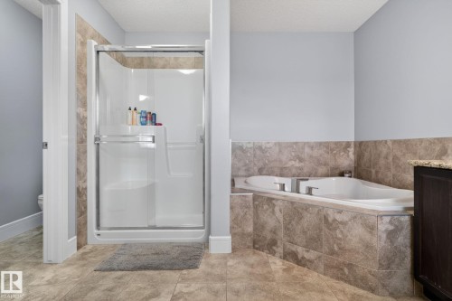 11732 18 Avenue, Edmonton, AB - Indoor Photo Showing Bathroom