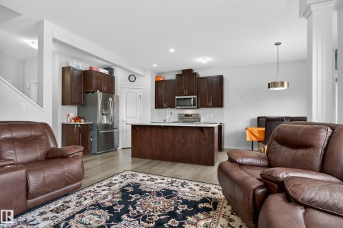 5242 23 Avenue, Edmonton, AB - Indoor