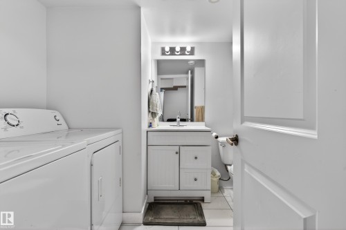 5242 23 Avenue, Edmonton, AB - Indoor Photo Showing Laundry Room