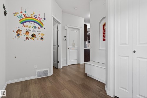 5242 23 Avenue, Edmonton, AB - Indoor Photo Showing Other Room