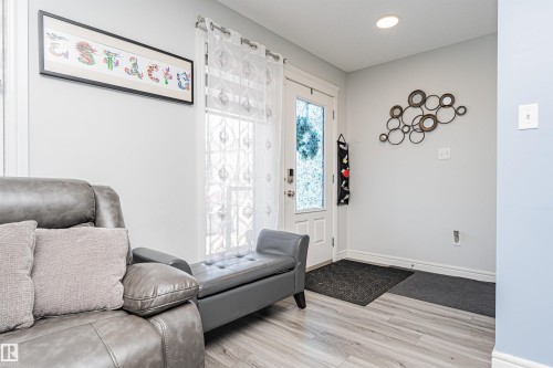 2051 Graydon Hill Crescent, Edmonton, AB - Indoor