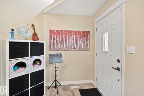 13817 131A Avenue, Edmonton, AB - Indoor Photo Showing Other Room