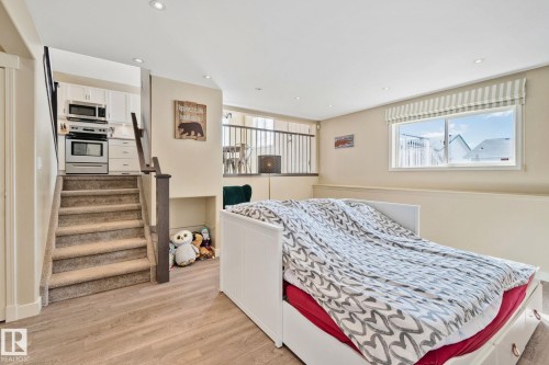 13817 131A Avenue, Edmonton, AB - Indoor Photo Showing Bedroom