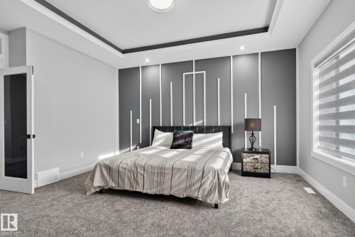 1815 17 Avenue, Edmonton, AB - Indoor Photo Showing Bedroom