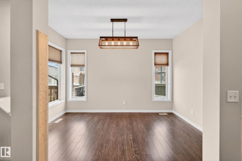 3233 21A Avenue, Edmonton, AB - Indoor Photo Showing Other Room