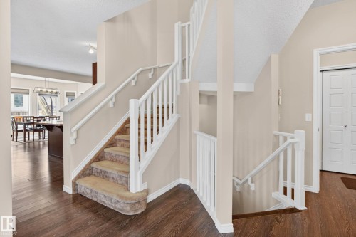 3233 21A Avenue, Edmonton, AB - Indoor Photo Showing Other Room