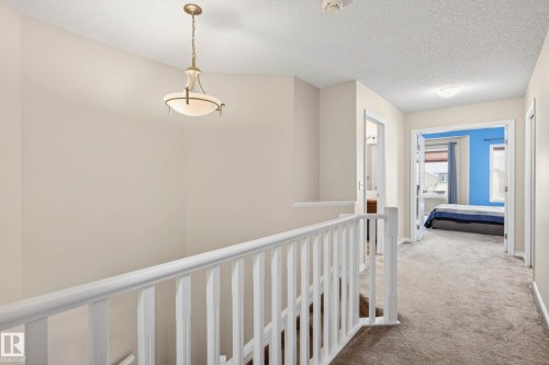 3233 21A Avenue, Edmonton, AB - Indoor Photo Showing Other Room