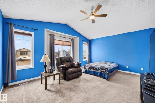 3233 21A Avenue, Edmonton, AB - Indoor Photo Showing Bedroom