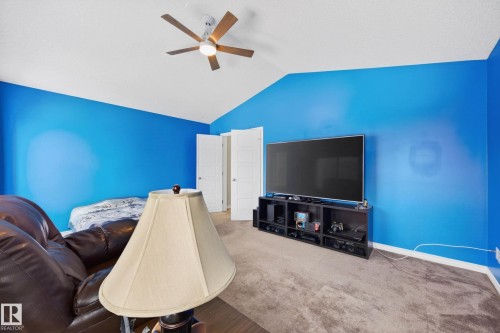 3233 21A Avenue, Edmonton, AB - Indoor