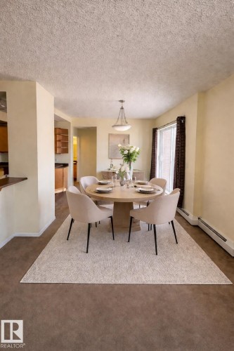 1003 9707 105 Street, Edmonton, AB - Indoor