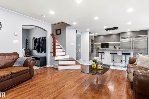 46 Hillcrest Place, St. Albert, AB - Indoor Photo Showing Living Room